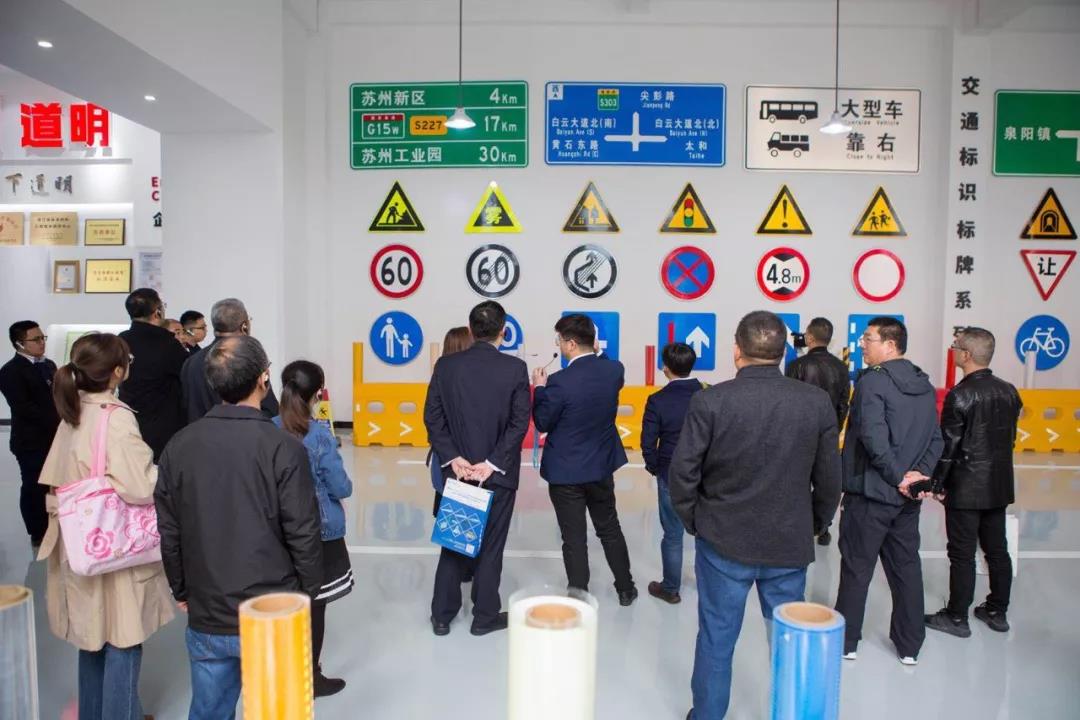 43a2b84b88decd4e2703cc4554947f3e