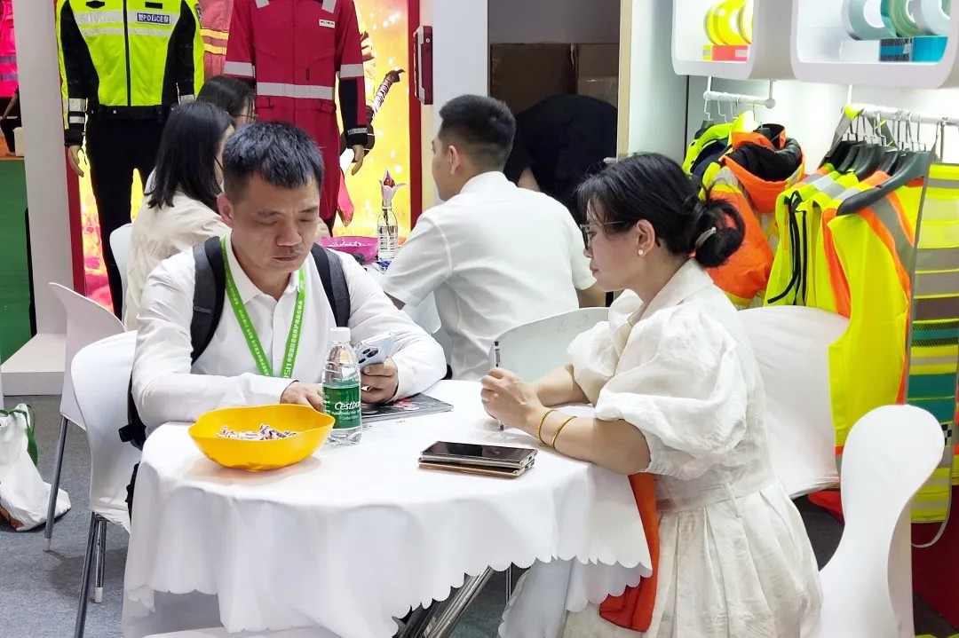 贝斯特光学上海劳保展3